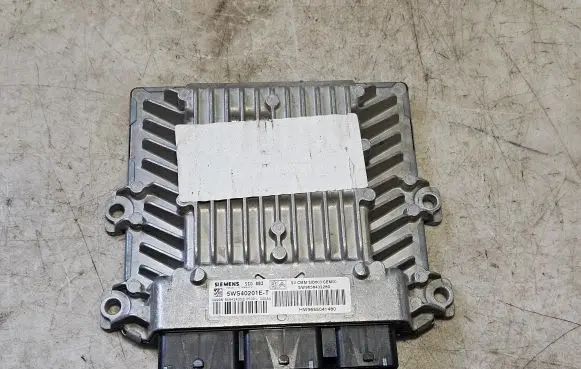 Citroen C4 I Engine control unit/module 9658432280 5WS40201ET