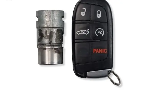 Dodge Challenger Ignition key/card 68394195AA 68064288AA