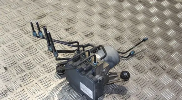 BMW 7 F01 F02 F03 F04 ABS Pump 6865860