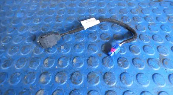 Peugeot 308 USB socket connector CART9826717080 9826717080 A004HQ01