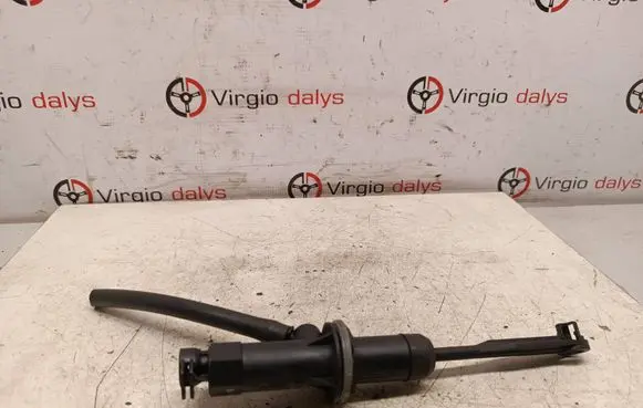 Dacia Logan II Clutch master cylinder 82004240040