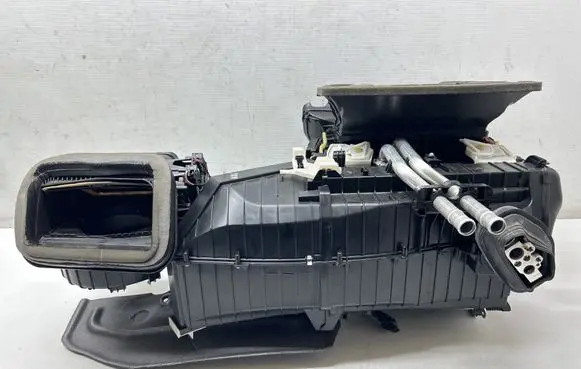 Porsche Macan (95B) Interior heater climate box assembly 8T1820005AB 8T0820521F T8T1000