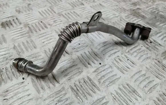 Renault Captur II Turbo turbocharger oiling pipe/hose 81854R