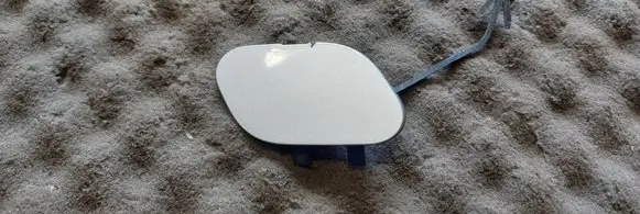 Opel Corsa E Front tow hook cap/cover 13399230