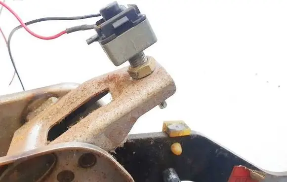 KIA Cerato Brake pedal sensor switch 