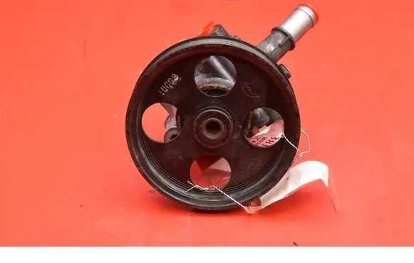 Opel Insignia A Power steering pump 55563329