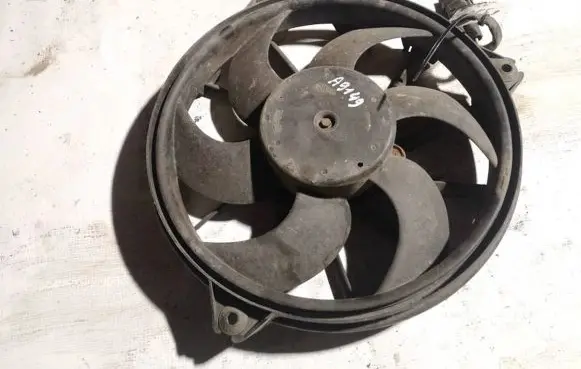 Peugeot 807 Radiator cooling fan shroud 8240345