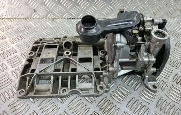 BMW X3 F25 Oil pump 7810823