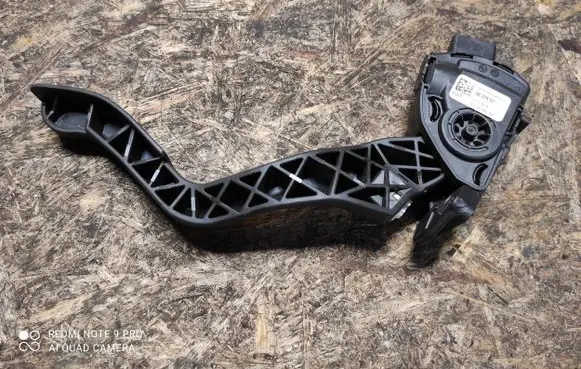 Citroen C3 Aircross Accelerator throttle pedal 3637657