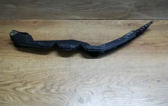Skoda Octavia Mk2 (1Z) Front bumper mounting bracket 1Z0807183A 00101113931500100