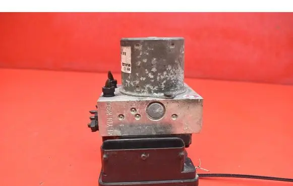 Hyundai i40 ABS Pump 589203Z500