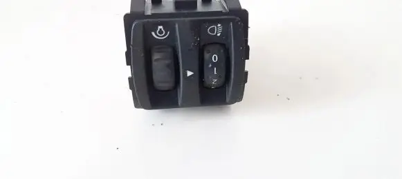 Renault Megane II Headlight level height control switch 8200095495b