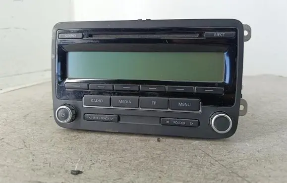 Volkswagen Golf V Radio/CD/DVD/GPS head unit