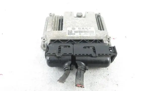 Volkswagen Golf V Engine control unit/module 0281013226 03G906021KH