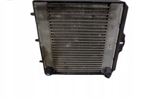BMW M3 F80 Coolant radiator 7806190