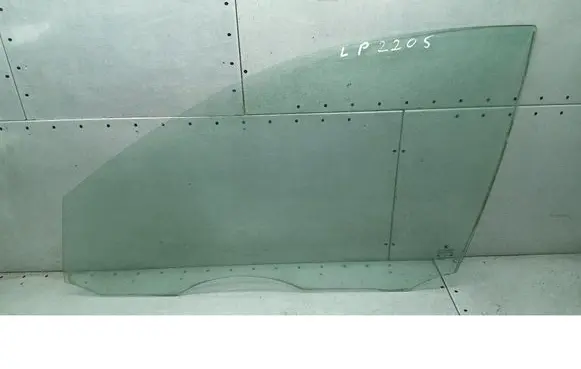 Skoda Fabia Mk1 (6Y) Front door window glass four-door 