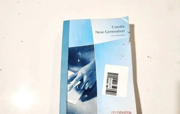 Toyota Corolla E120 E130 Owners service history hand book 