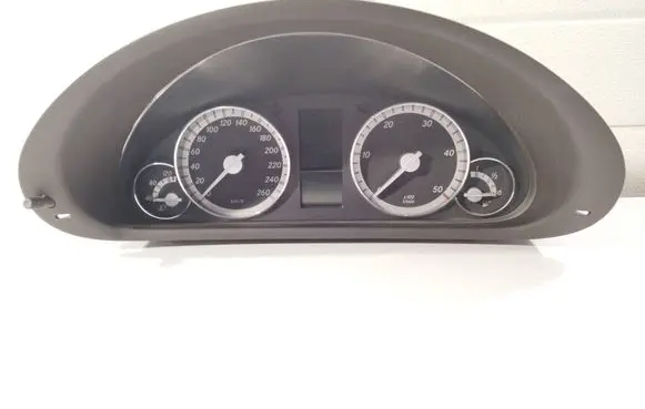 Mercedes-Benz C W203 Speedometer (instrument cluster) A2035404148 2035404148