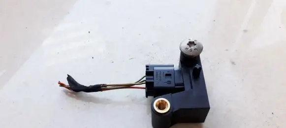 BMW 5 E60 E61 Airbag deployment crash/impact sensor 6977398 65.77