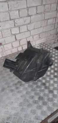 Audi A6 S6 C4 4A Air filter box 859129620 058133837B