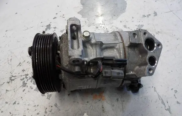 Renault Megane IV Air conditioning (A/C) compressor (pump) 926001268R PXC14 6781511704