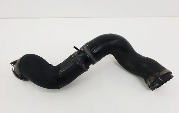 Volvo XC60 Intercooler hose/pipe
