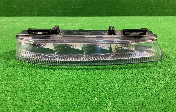 Mercedes-Benz C W204 LED Daytime headlight A2049069000