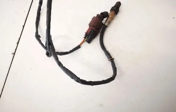 Volkswagen Touareg I Lambda probe sensor 077906262