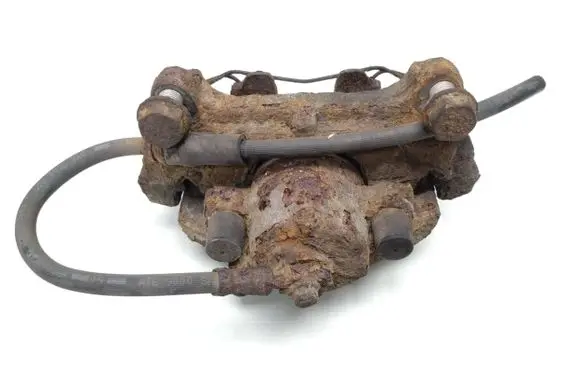 Volkswagen Golf V Front brake caliper