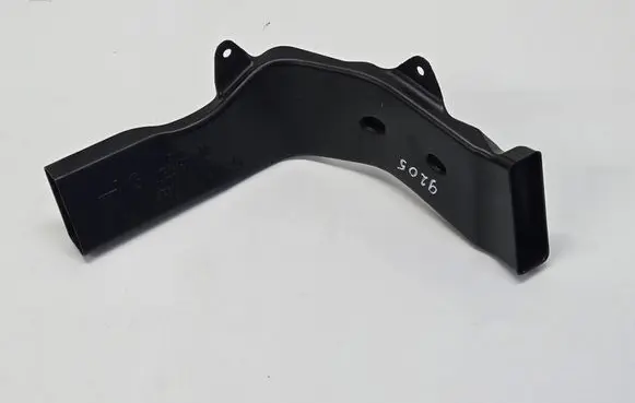 BMW 5 G30 G31 G38 Cabin air duct channel 7343457
