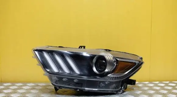 Ford Mustang VI Headlight/headlamp FR3B-13006 2421