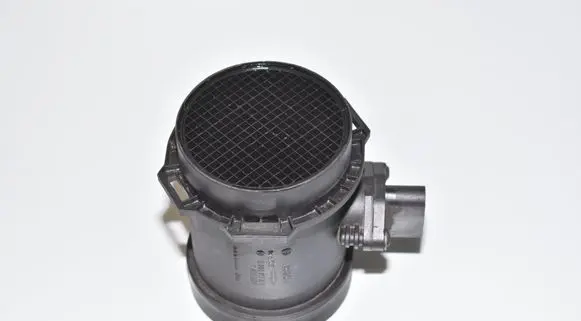 BMW 7 E38 Mass air flow meter 0280217814 1433567