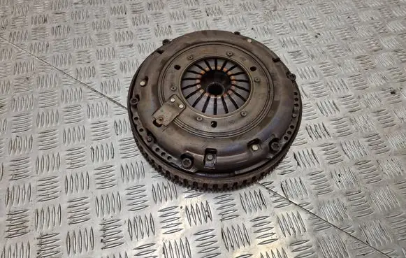 Opel Vivaro Clutch set kit 123107183R 301015679R 302052965R