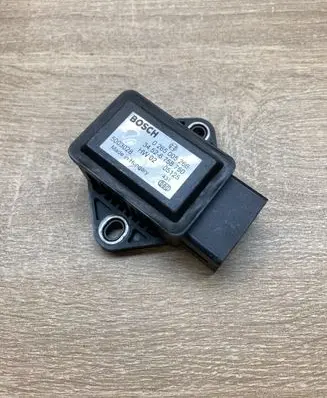 BMW 5 E60 E61 ESP acceleration yaw rate sensor 6758750 0265005266