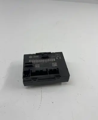 Audi A6 Allroad C7 Door control unit/module 4G8959795J