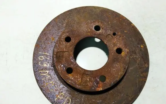 Mazda 626 Front brake disc ventilated