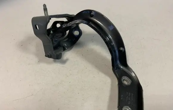 Audi Q7 4M Tailgate/trunk/boot hinge 4M0827299C
