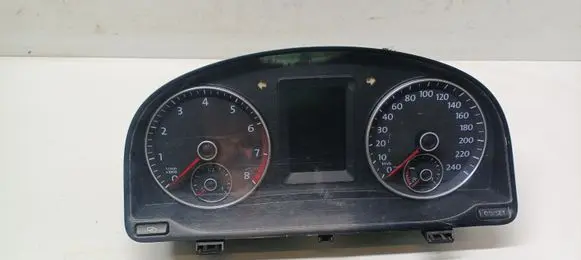 Volkswagen Touran II Speedometer (instrument cluster) 1T0920871