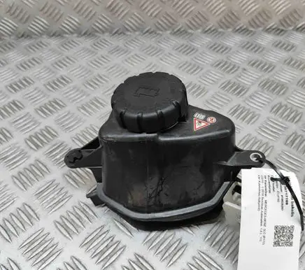 Mercedes-Benz SLC R172 Coolant expansion tank/reservoir A2742000385