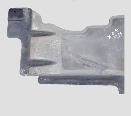 Volvo V40 Rear underbody cover/under tray 31383376 R4ZQA