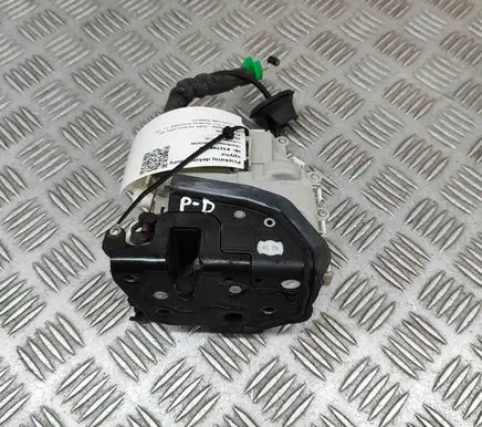 Audi A4 S4 B9 8W Front door lock 8X1837016C