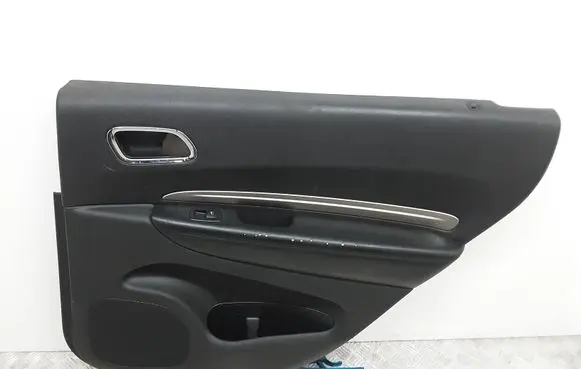 Dodge Durango III Rear door card panel trim 62016119 6CV802X9AC