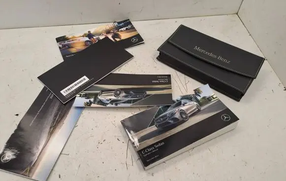 Mercedes-Benz C W205 User manual A0005851200