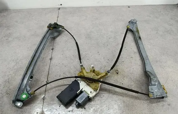 Renault Laguna III Front door window regulator with motor 