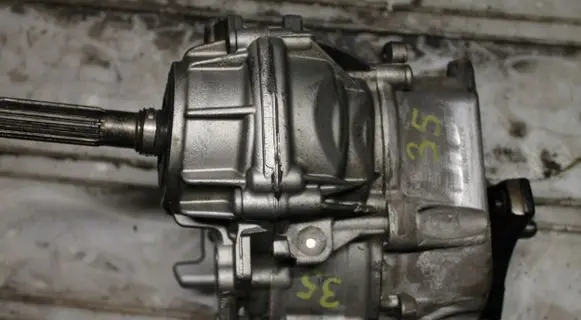 Mercedes-Benz C W203 Gearbox transfer box case 78888