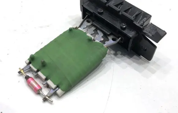 Fiat Tipo Heater blower motor/fan resistor