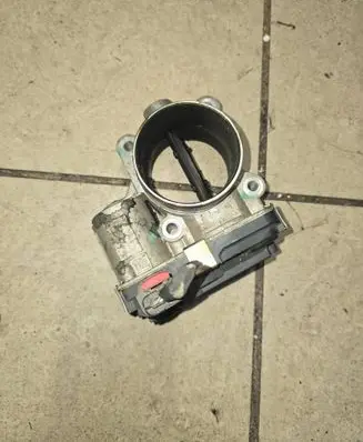 Opel Antara Throttle valve 25183238 RMM591