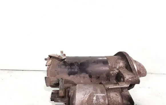 Audi A4 S4 B7 8E 8H Starter motor 0001109064