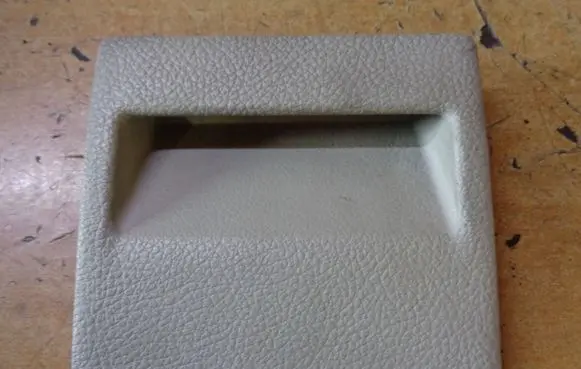 Subaru Legacy Fuse box cover 66135AJ020