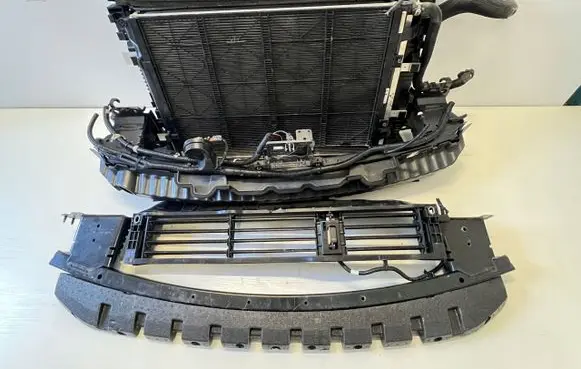 Nissan Qashqai J12 Radiator support slam panel 